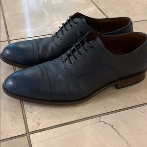 Hugo Boss epi leather cap toe shoes